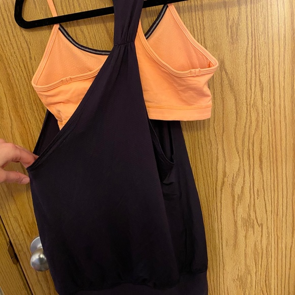 Lululemon tank top with built in sports bra - Picture 6 of 9